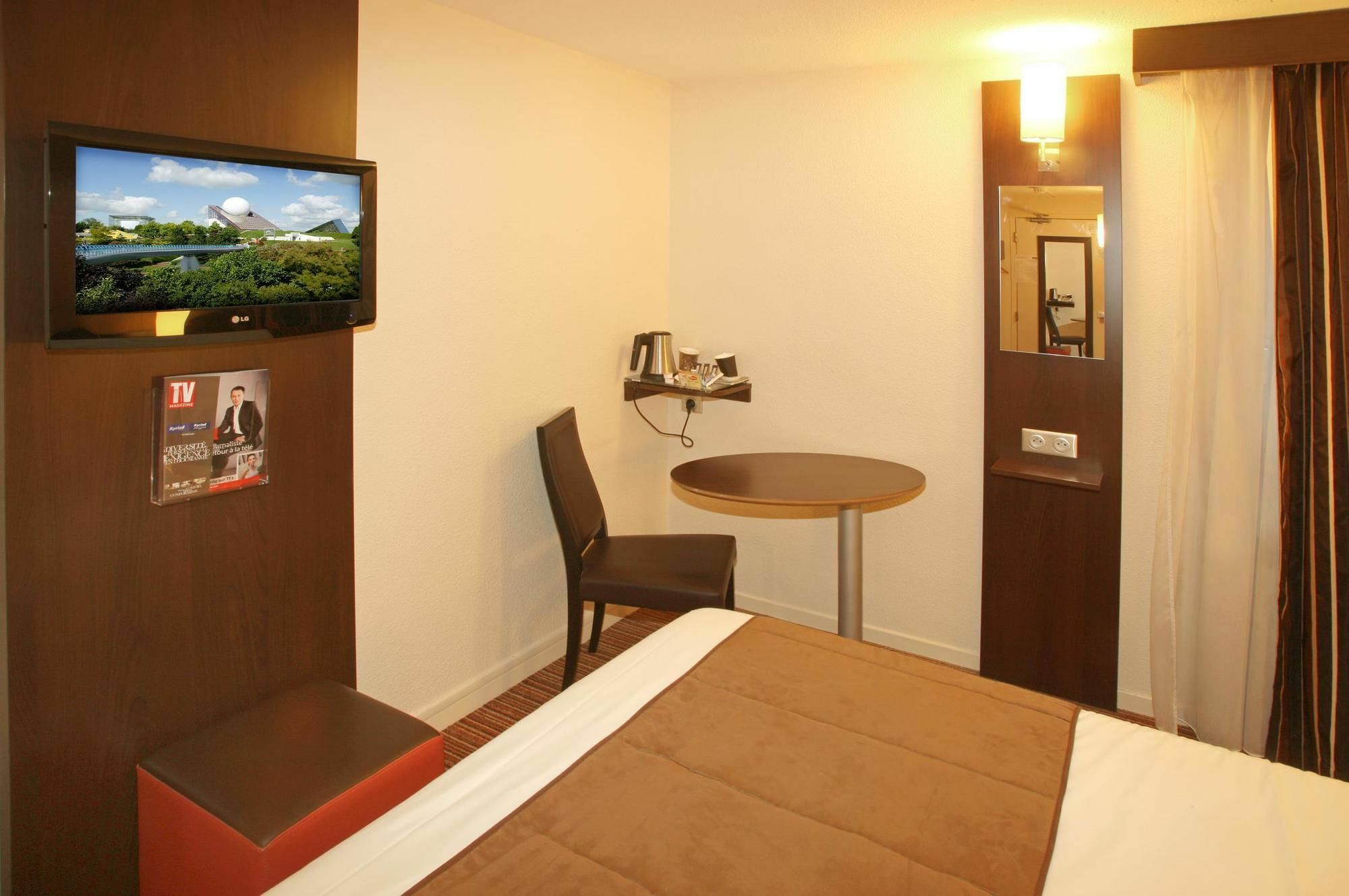 Hotel Inn Design Poitiers Sud Εξωτερικό φωτογραφία