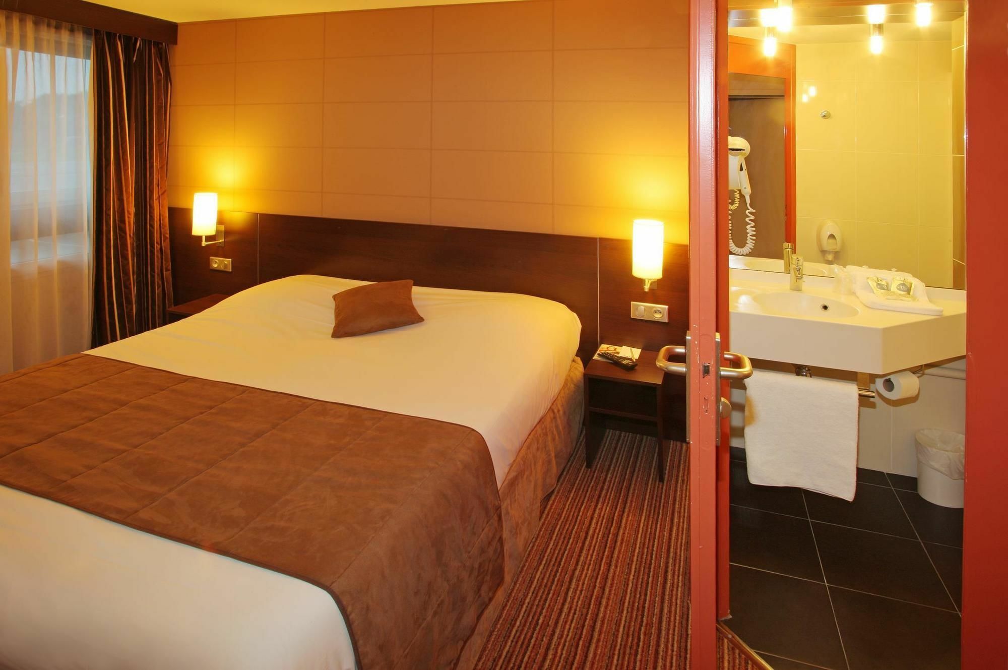 Hotel Inn Design Poitiers Sud Εξωτερικό φωτογραφία
